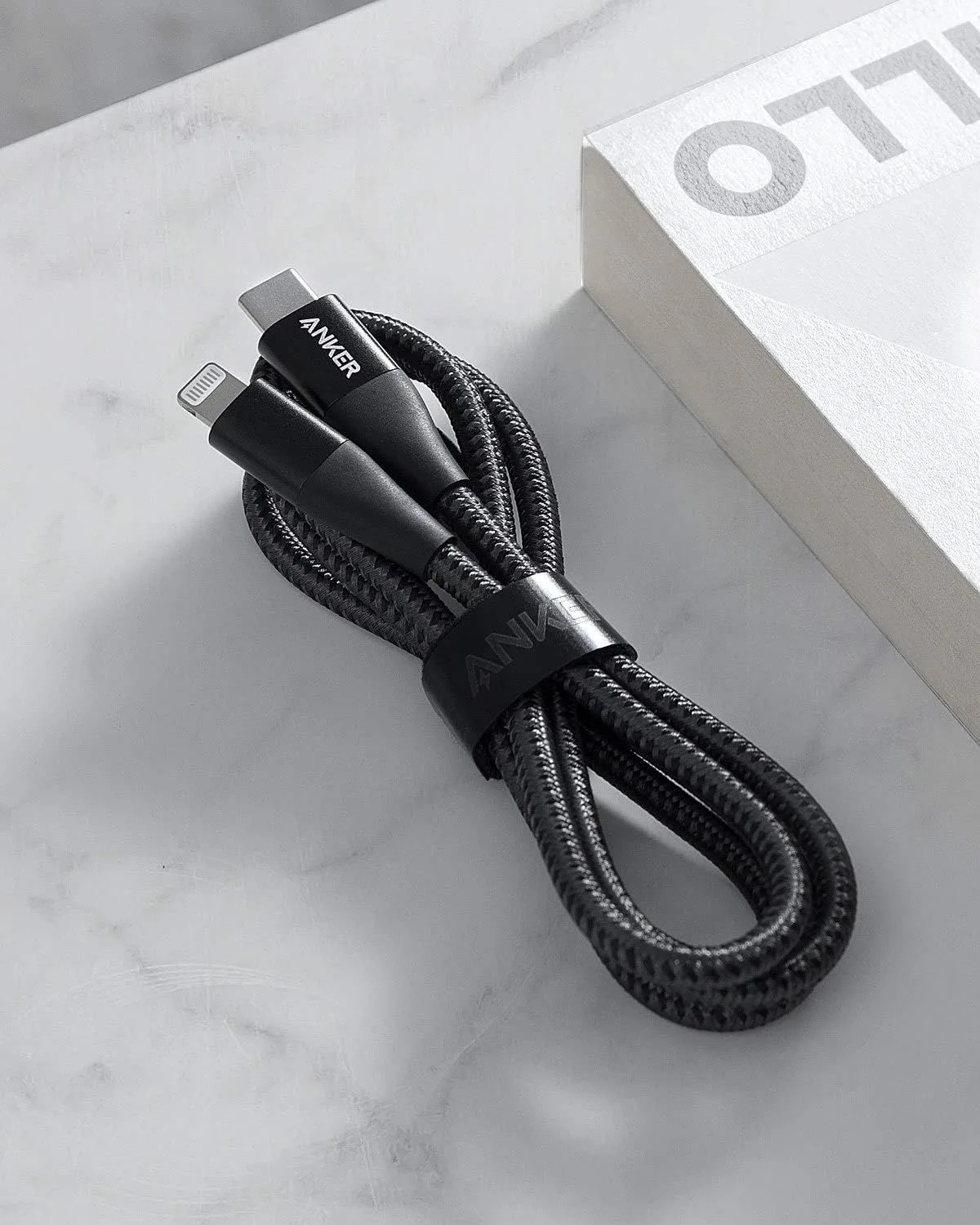 كابل Anker PowerLine+ II من USB-C إلى Lightning مجدول بالنايلون للشحن السريع - 1.8 متر